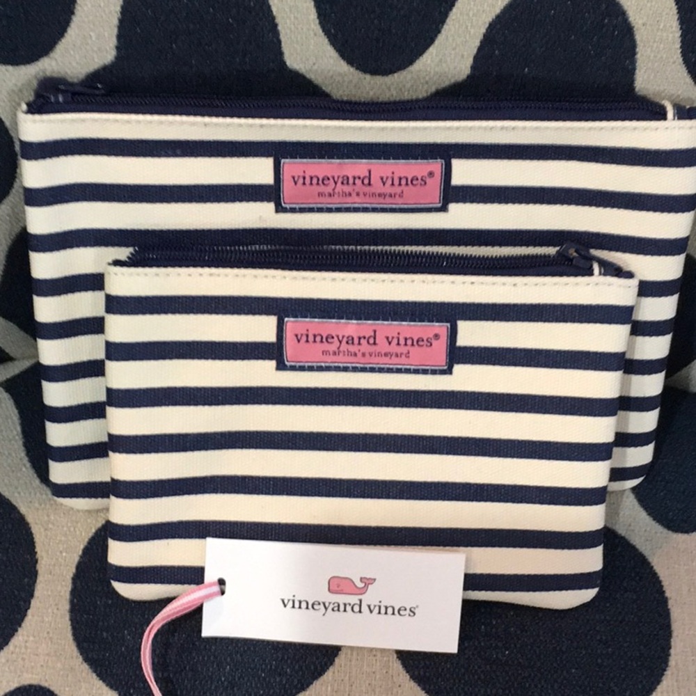 Vineyard Vine Pouches